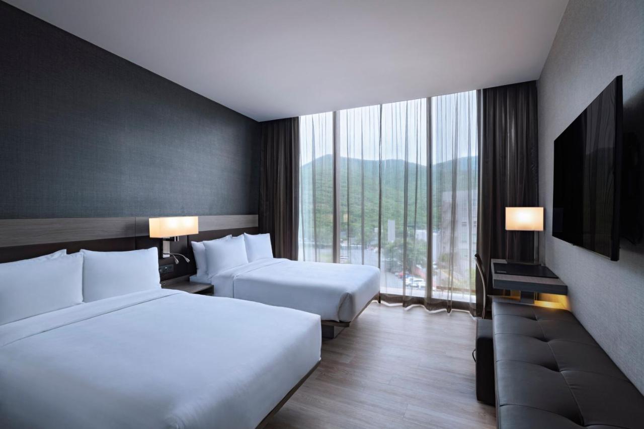 Ac Hotel By Marriott Monterrey Valle San Pedro Garza Garcia Esterno foto